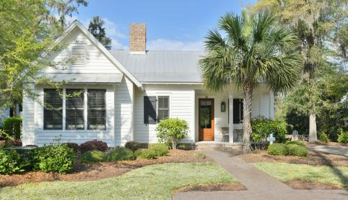 Lagoon View 2 Bedroom Wilson Village Home 5037