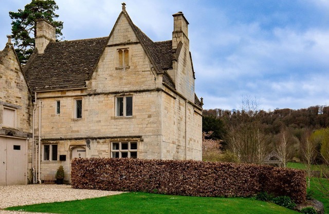 Lake Cottage - Lake view near Nailsworth