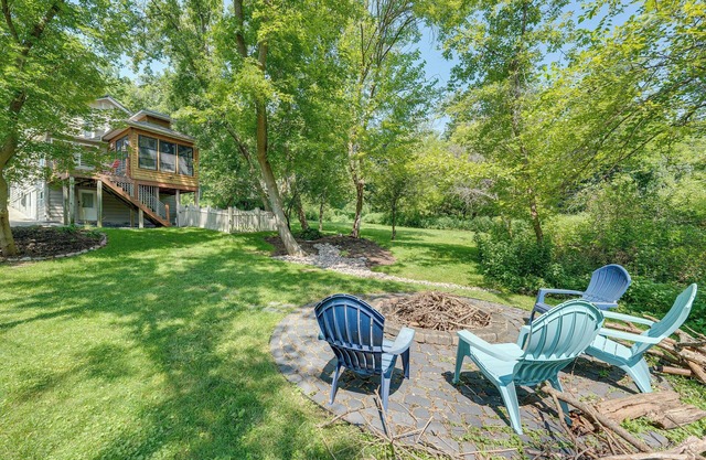 Lake Geneva Family Gem w/Fenced Dog Run!