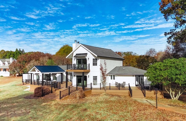 Lake Hartwell Home w/Dock + Fire Pit!