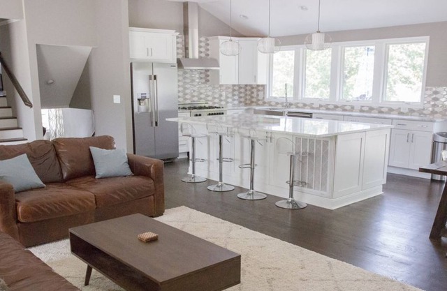 Lake House | 20 min to Broadway or Downtown