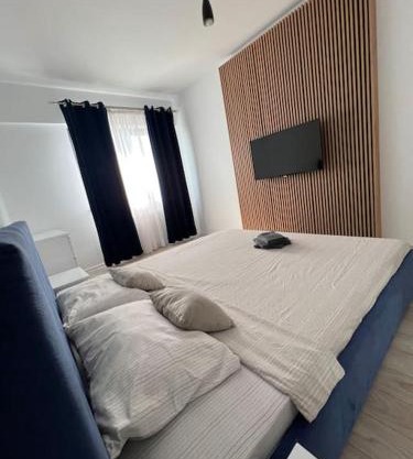 Lake View Aparthotel