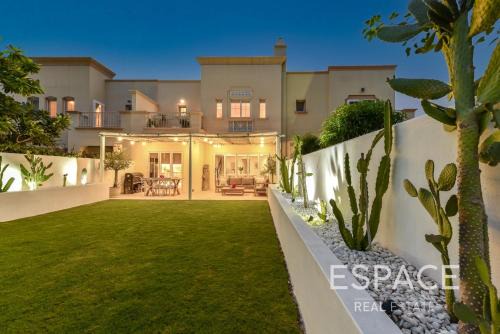 Lake View Villa, The Springs Dubai