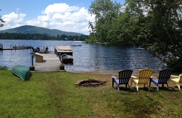 Lake Winnipesaukee Water Front Cottage With Private Dock And Beach