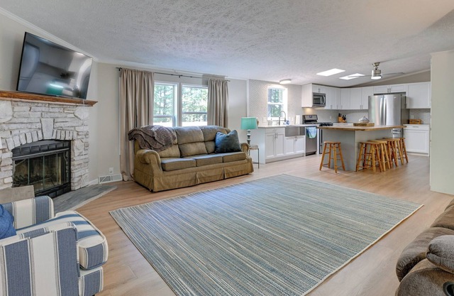 Lakefront Friendship Home w/ Hot Tub & Boating!