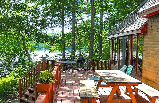 Lakefront home with private dock, swim raft, pool table, kayak, canoe, & W/D
