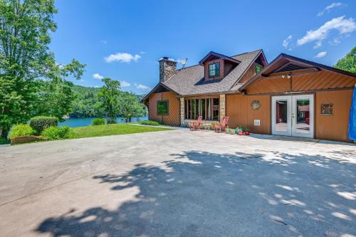 Lakefront North Carolina Abode with Grill and Fire Pit