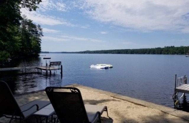Lakefront Paradise on Northern Tip of Long Lake