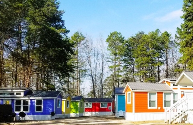 Lakefront Two Bedroom Cabin #31