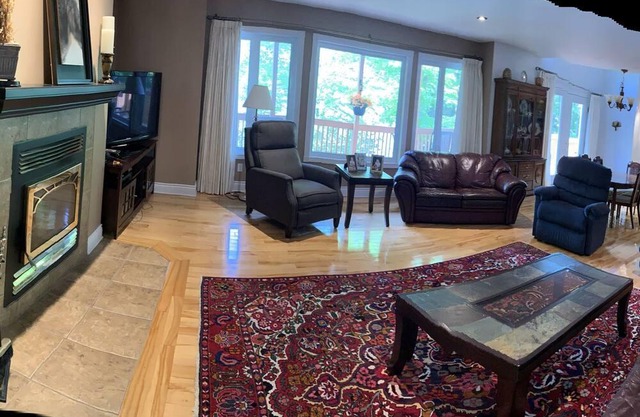 Lakehouse 4 bedrooms - 40 min from Ottawa