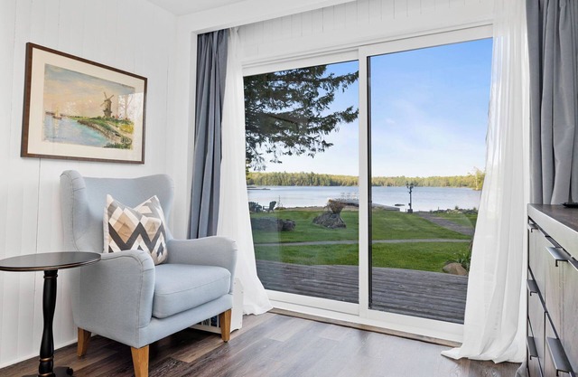 LakeHouse of The Rising Sun