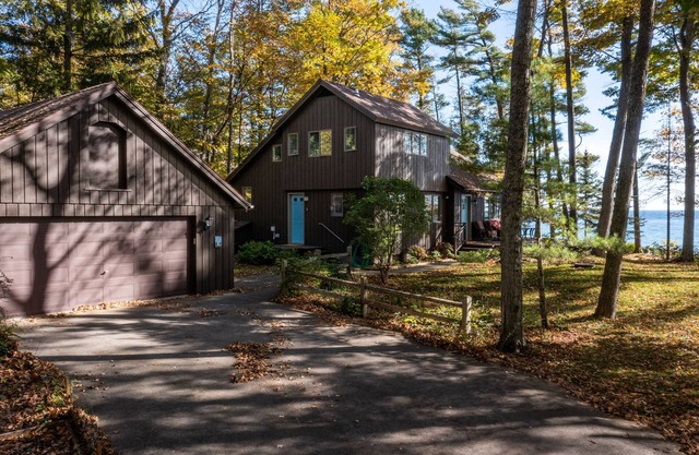 Lakeside Forest Retreat