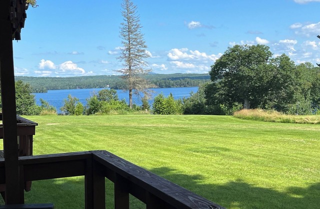 Lakeside Loft (Direct Access to Moosehead Lake!)