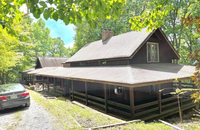 LakeTrail Cabin 3BR Full kitchen LT234