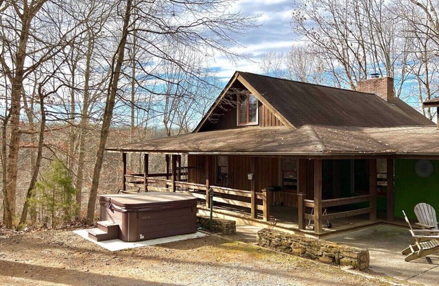 LakeTrail Cabin suite w/hottub opt LT1