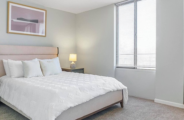 Landing | Modern 1BD, Gym, Game Room