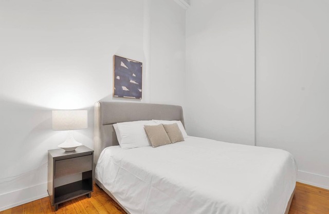 Landing | Modern 1BD, Gym, Yoga Studio