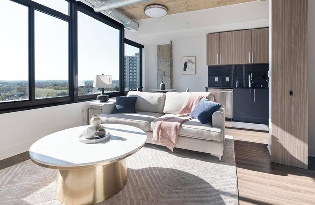 Landing | Modern 1BD, Game Room, Gym