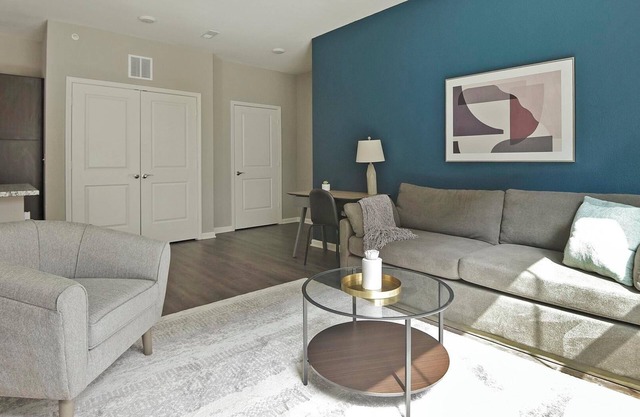 Landing | Stylish 1BD, Courtyard, Pool
