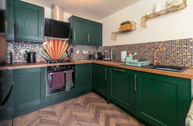 Large 4 bedroom townhouse