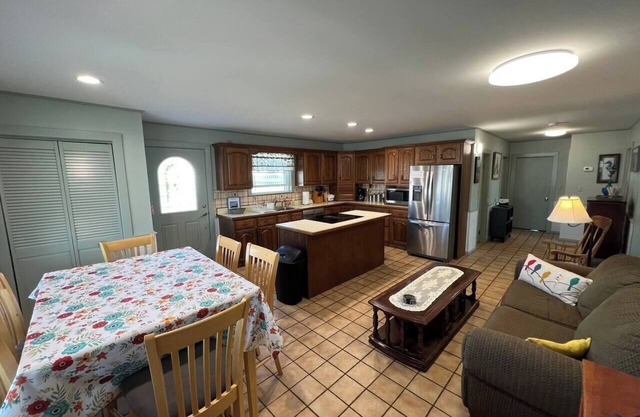Large Beach Apt | Lawn | Steps to the Beach
