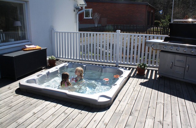 Large family home with jacuzzi in very calm area just outside Stockholm