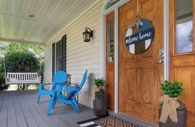 Large Family Mountain Home, Hot Tub+Wi-Fi+Firepit