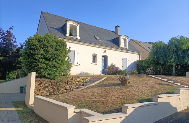 Large room in a spacious Maison bourgeoise.