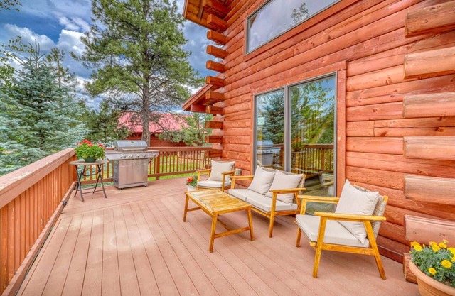 Last-Minute Summer Escape! 10% Discounts for August Only!