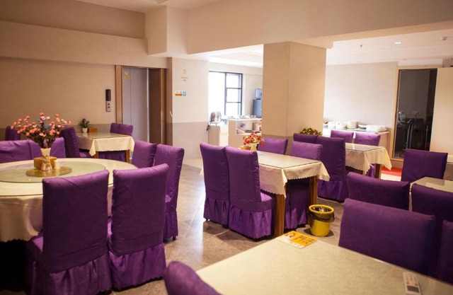 Lavande Hotel Shiyan Sanyan Branch