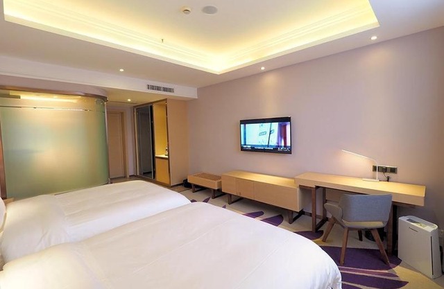 Lavande Hotels·Guangzhou Luoxi Xiajiao Metro Station