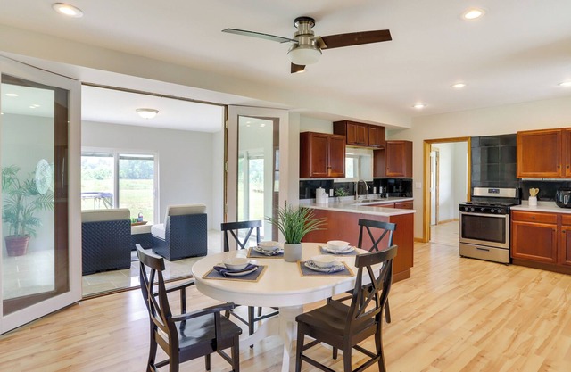 Lawrence Vacation Rental ~ 19 Mi to Lake Michigan!