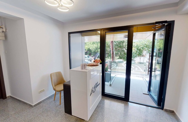 Le Blanc Aparthotel