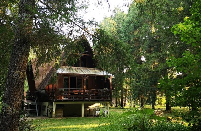 Le Chalet - PINSAC - Gîte
