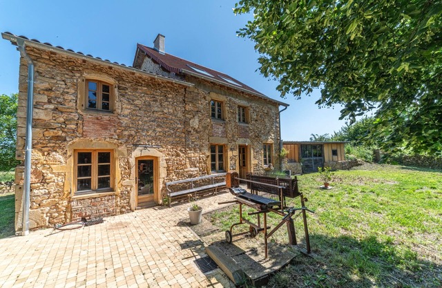 Le Clos de Pleinecey - Maison en pierre en campagne