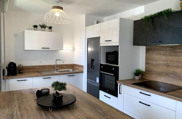 Le Cosy Flambere