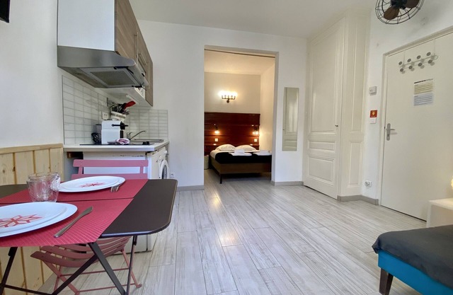 LE DECOR - Apartment Lyon, very central and well decorated