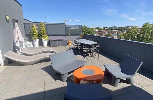 Le Fantasy- Appartement 2 chambres avec grande terrasse- SR Loc