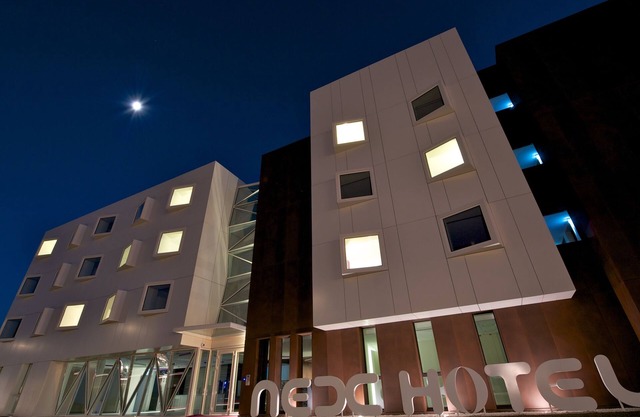 Le NexHotel