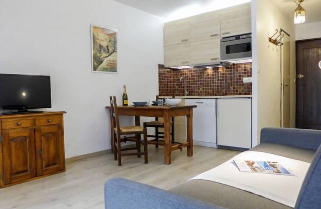 Le Pramouny by Interhome