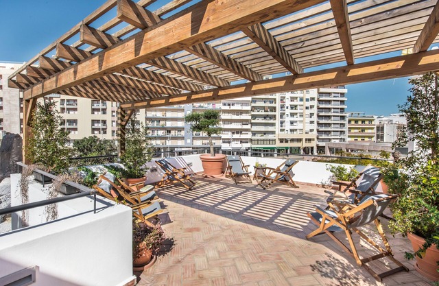 Lemon Tree Stay