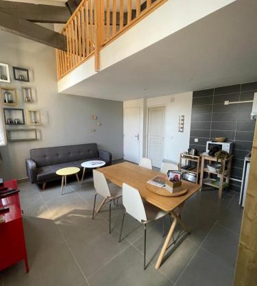Les logis des Vignobles Sainte Emilion en Duplex n 3 avec terrasse