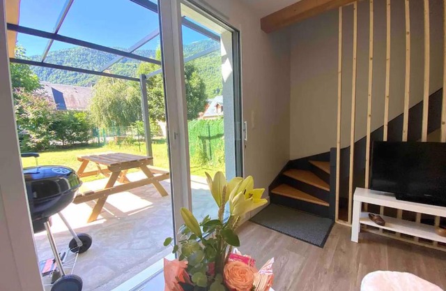 Les trois chalets - jardin terrasse 7 personnes - Saint Mamet Luchon