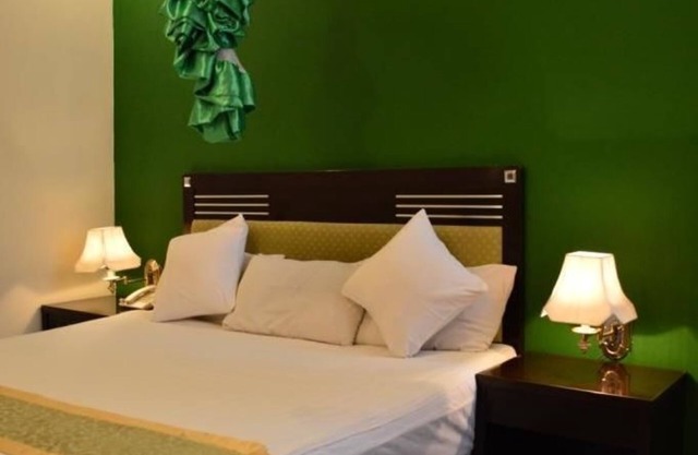Lewi Hotel Piazza
