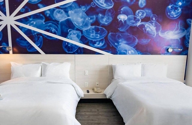 Life Hotel