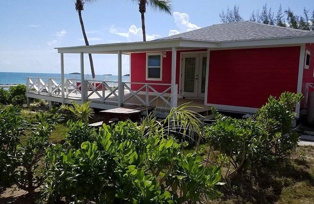 "Lil Red House" your very own piece of paradise!