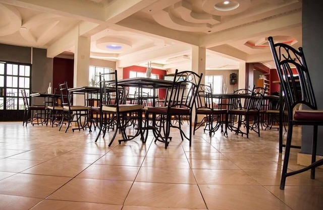 Lila Hotel