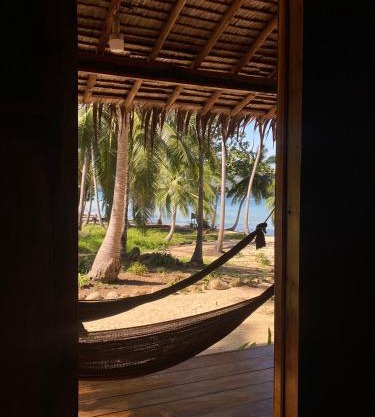 Lily's Beach Bungalows