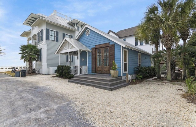 Little Blue Heaven 30A Beachside Cottage w/Pool