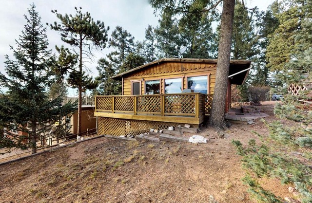 Little Doe Cabin